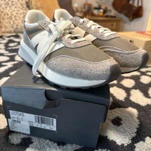 New Balance Gray and Cream Sneakers
